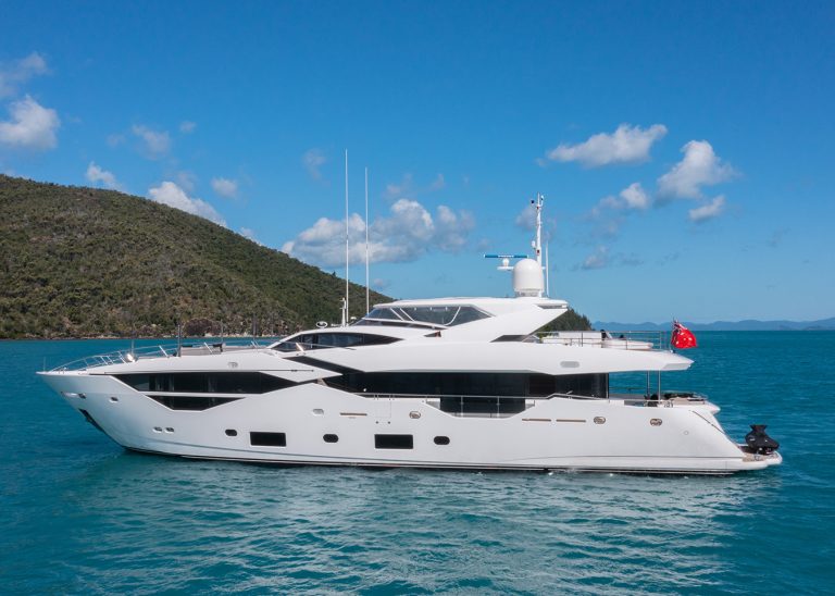 POPS Luxury Charter Yacht Whitsundays