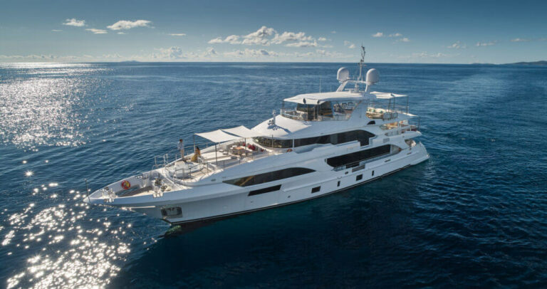 HAPPY ME Charter Yacht Benetti Dreamyachts