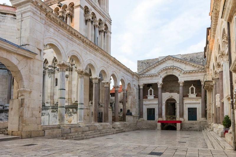 Palace-of-Diocletian-Split-Croatia.jpg